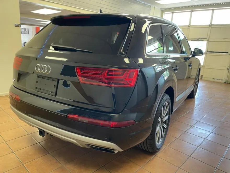 2019 Audi Q7 Premium Plus photo 12