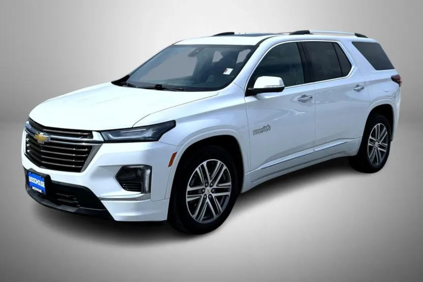 2022 Chevrolet Traverse High Country photo 1