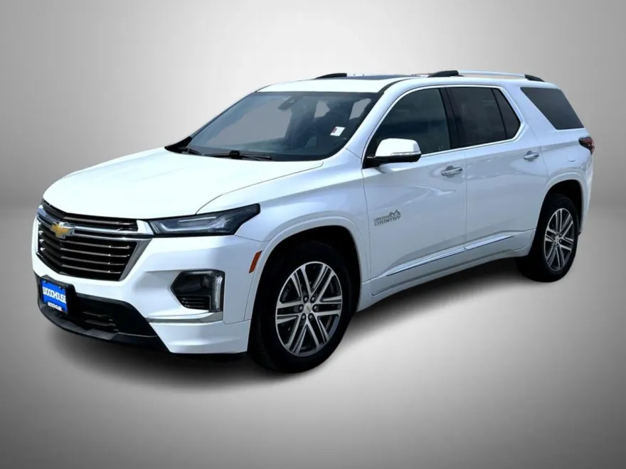 2022 Chevrolet Traverse High Country photo 1