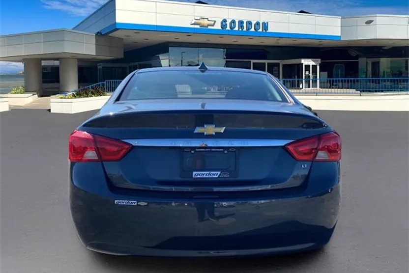 2014 Chevrolet Impala 1LT photo 1