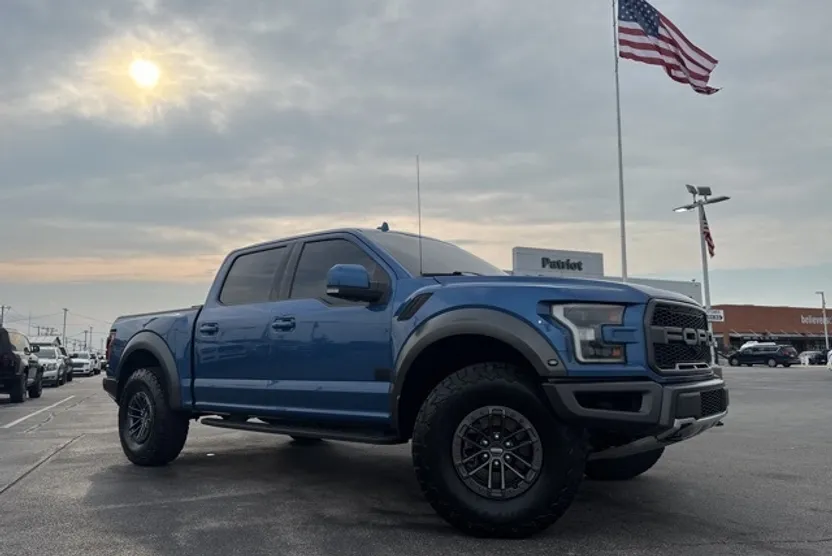 2020 Ford F-150 Raptor photo 1