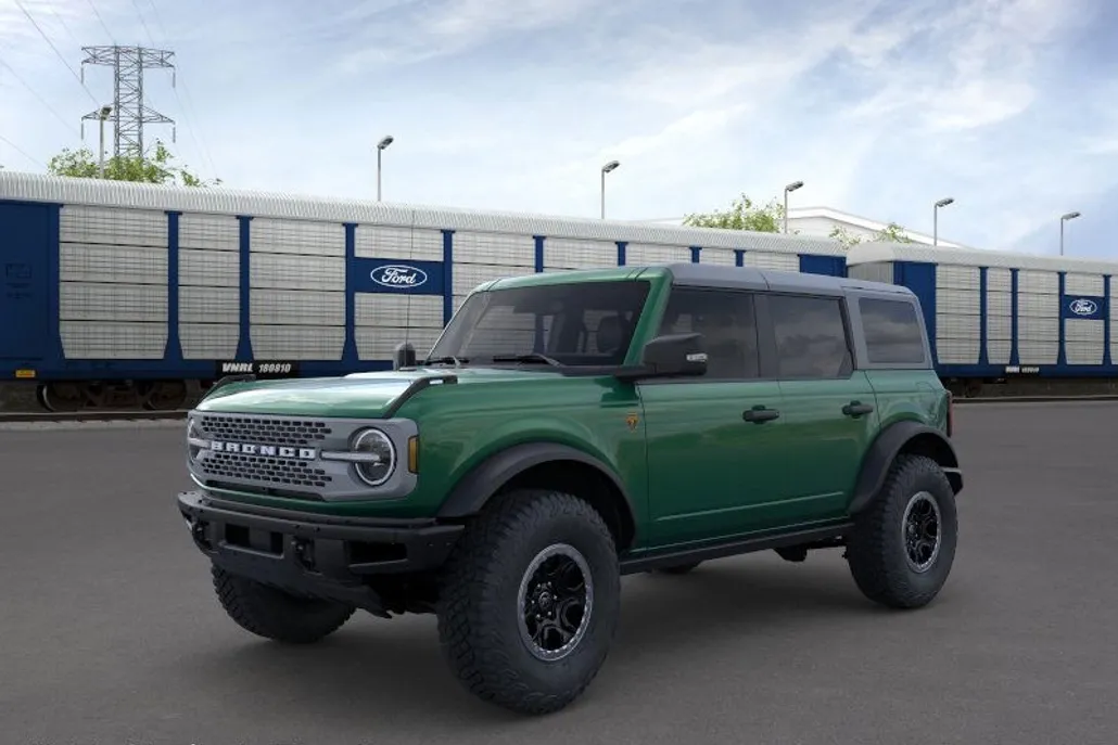 2025 Ford Bronco Badlands photo 1