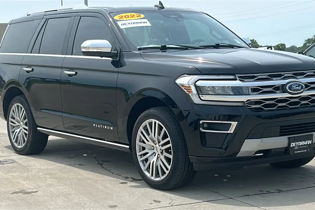 2022 Ford Expedition Platinum photo 1