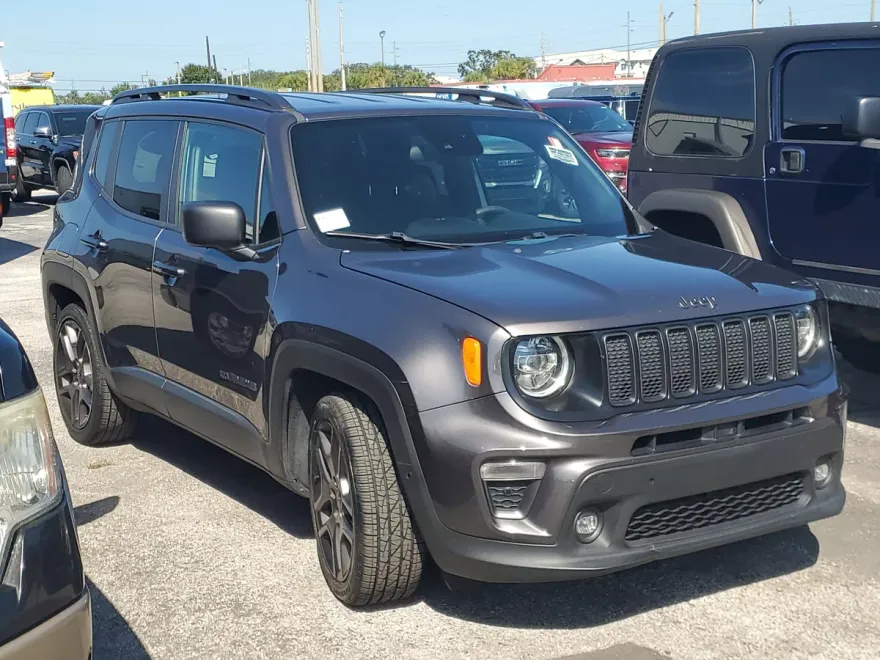 2021 Jeep Renegade Latitude photo 1