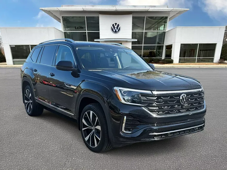 2025 Volkswagen Atlas SEL Premium R-Line photo 1