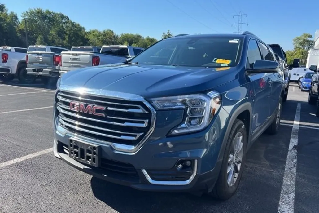 2024 Gmc Terrain SLT photo 1