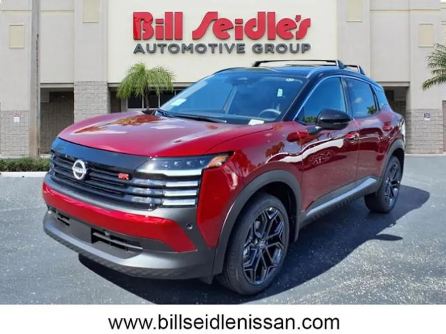 2025 Nissan Kicks SR photo 1