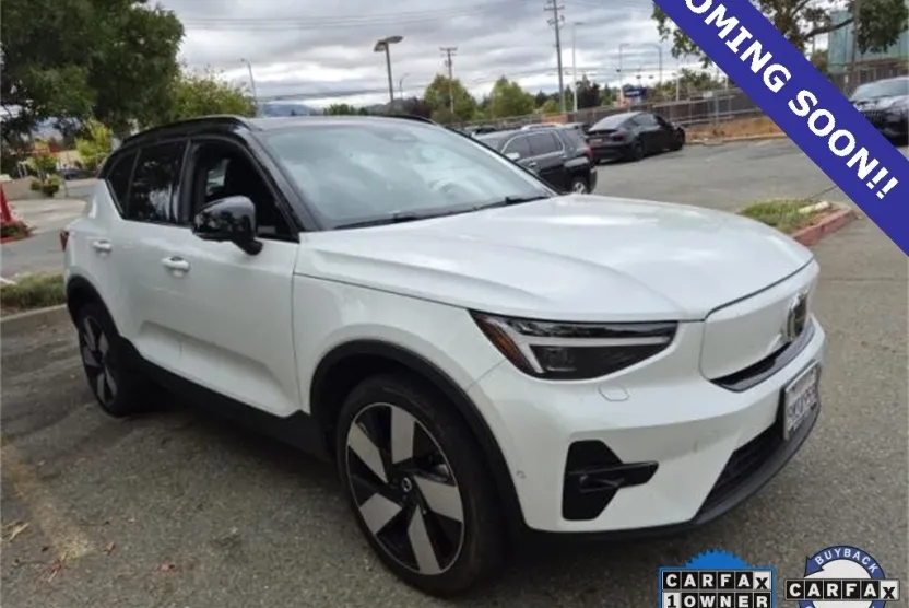 2024 Volvo XC40 Recharge Twin Ultimate photo 1