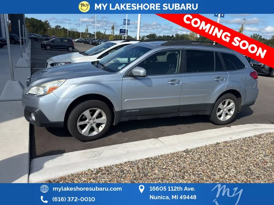 2014 Subaru Outback 2.5i Premium photo 1