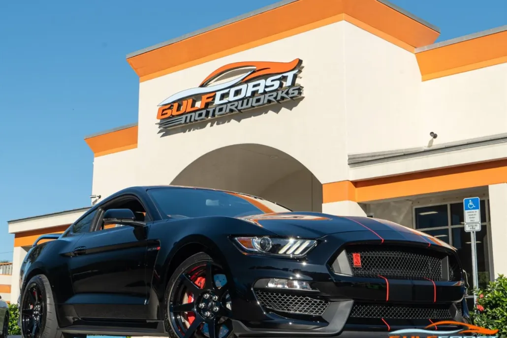 2017 Ford Mustang Shelby GT350 photo 1