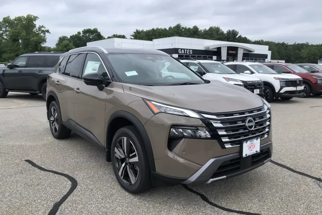 2025 Nissan Rogue SL photo 1