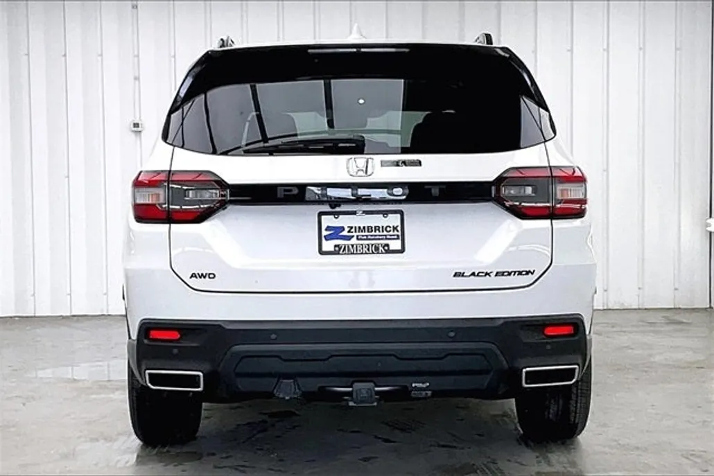 2025 Honda Pilot Black Edition photo 1