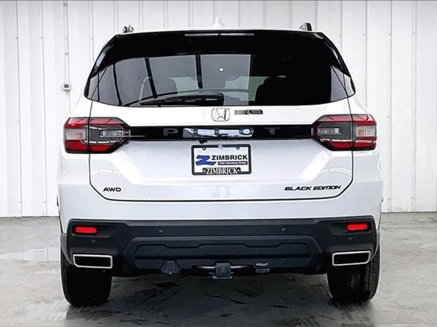 2025 Honda Pilot Black Edition photo 1