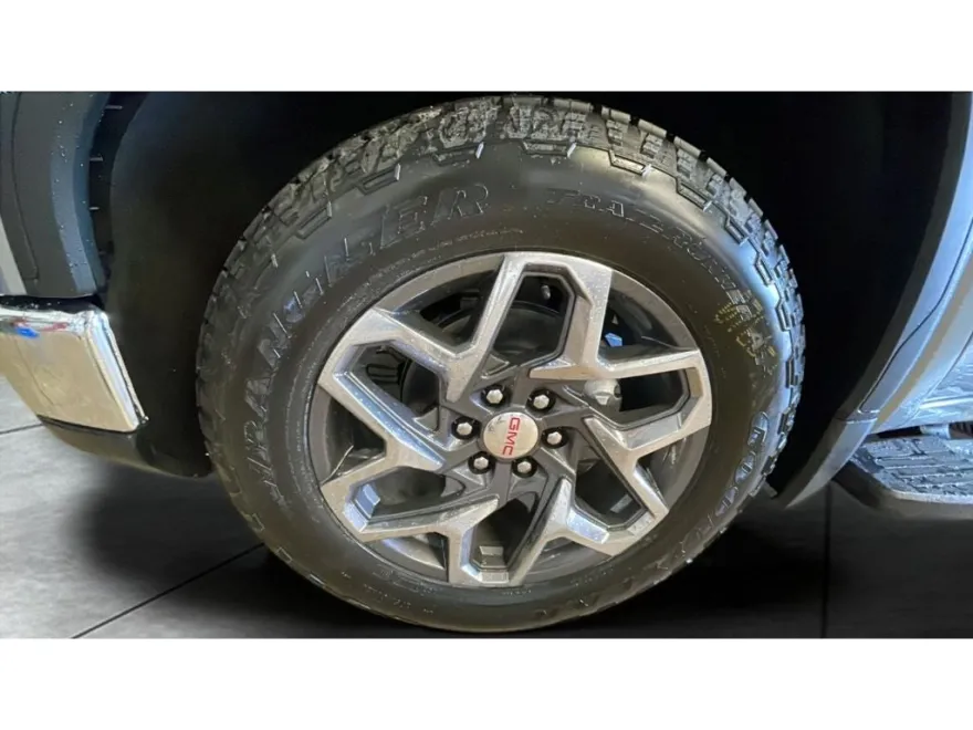 2026 Gmc Sierra 1500 SLT photo 1