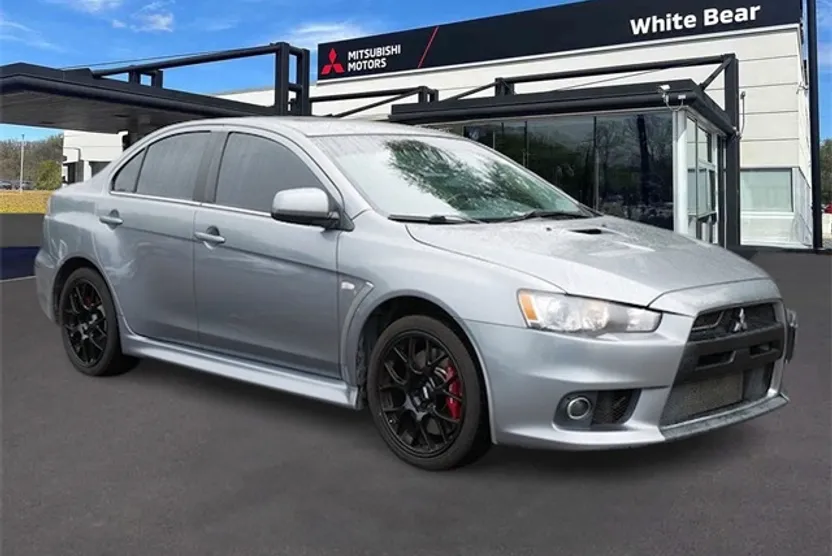 2014 Mitsubishi Lancer Evolution MR photo 1