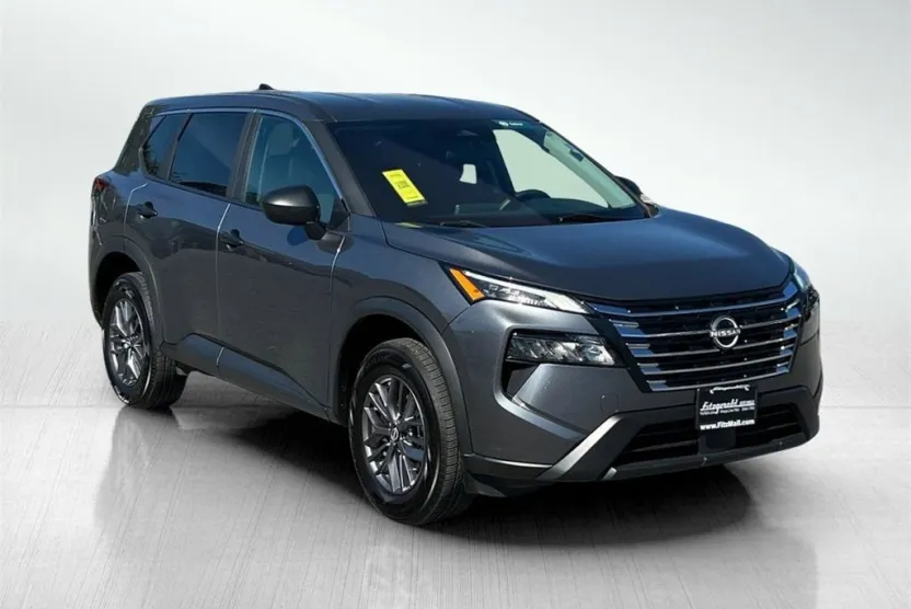 2024 Nissan Rogue S photo 1