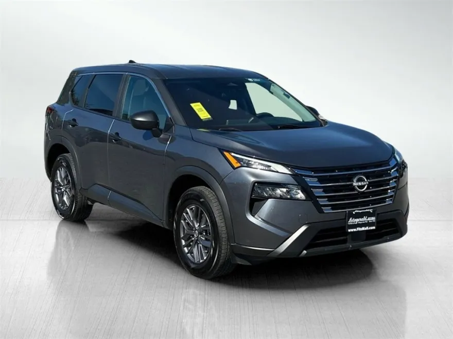 2024 Nissan Rogue S photo 1