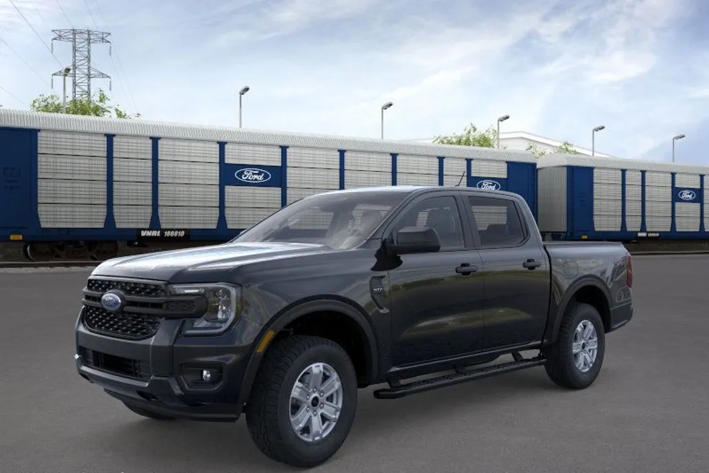 2025 Ford Ranger XL photo 1