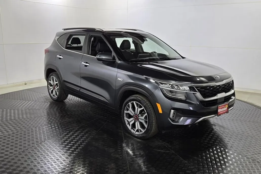 2021 Kia Seltos SX photo 1