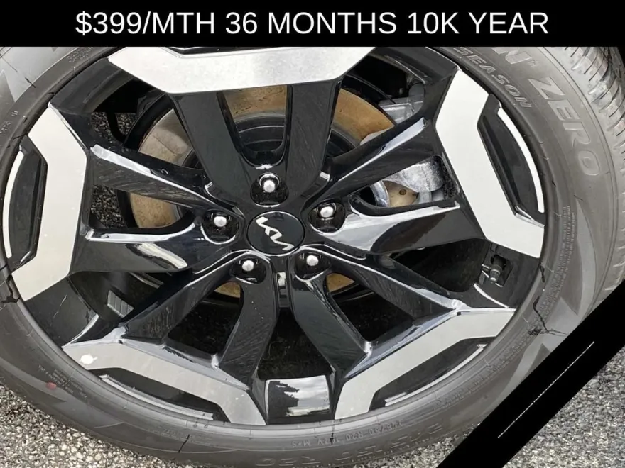 2025 Kia Telluride S photo 1