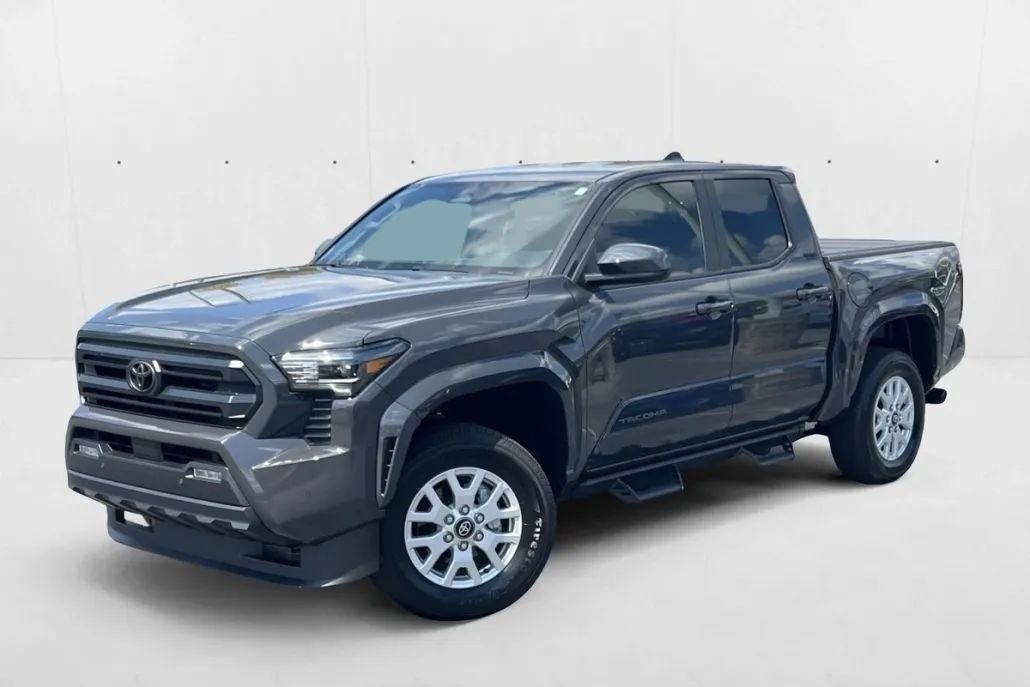 2024 Toyota Tacoma SR5 photo 1