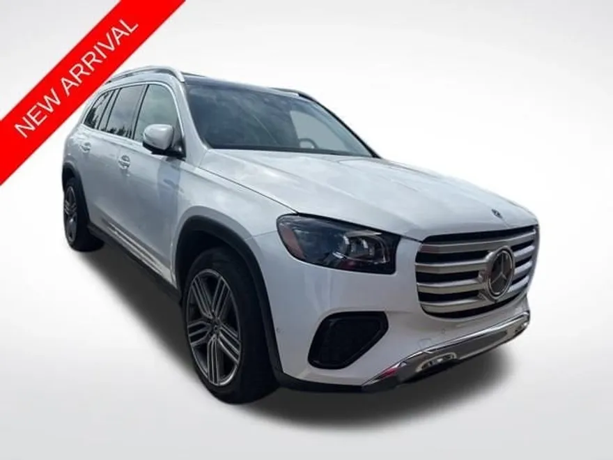 2024 Mercedes Benz GLS 450 photo 1