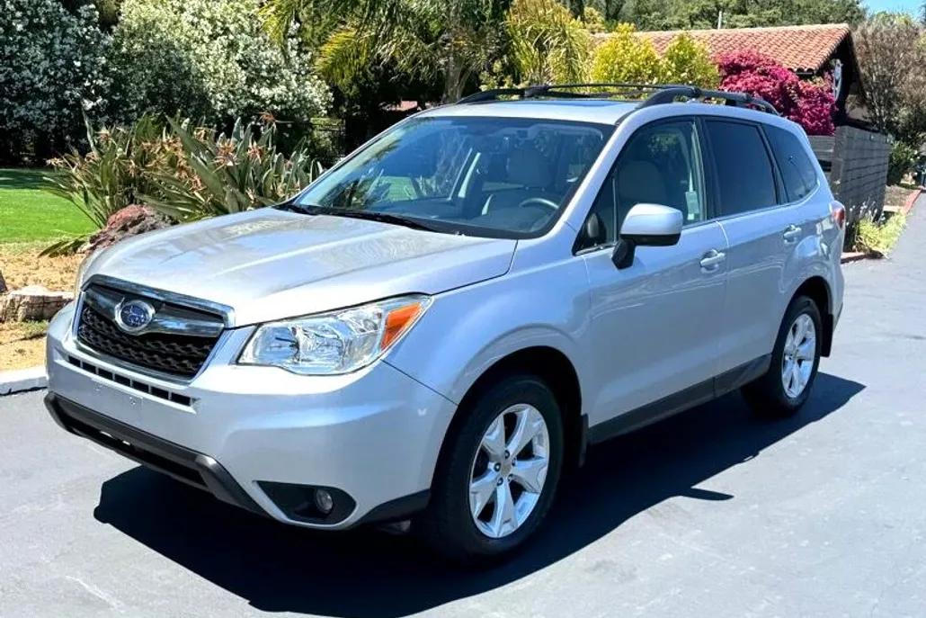 2016 Subaru Forester 2.5i Limited photo 1