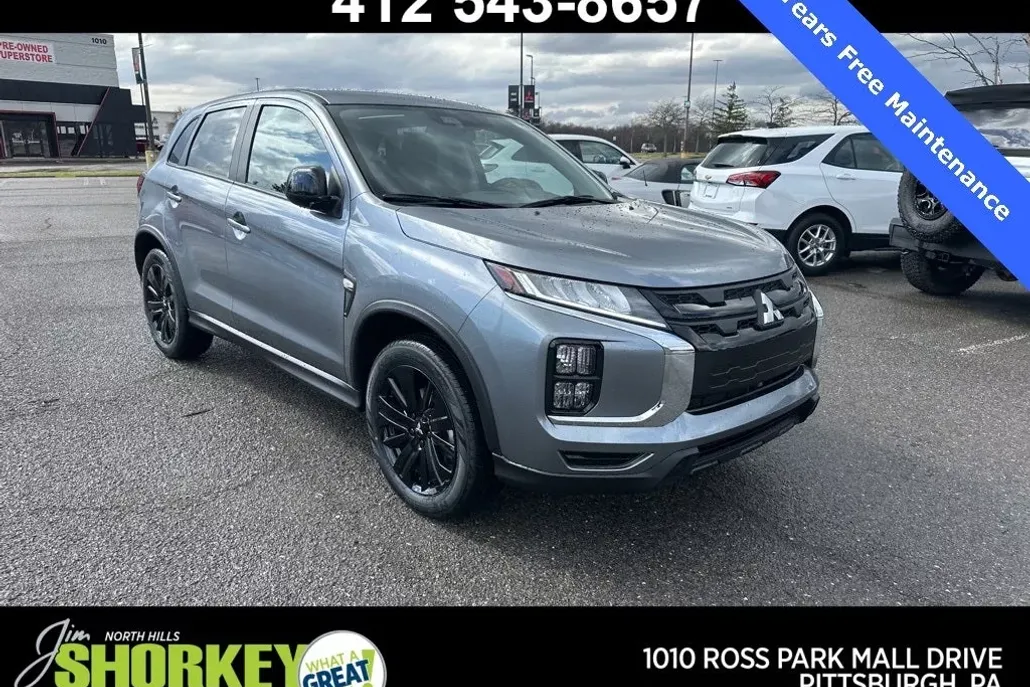 2025 Mitsubishi Outlander Sport LE photo 1