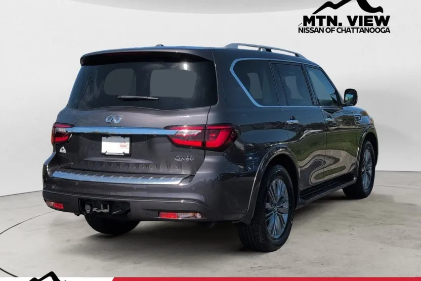 2024 Infiniti QX80 Luxe photo 1