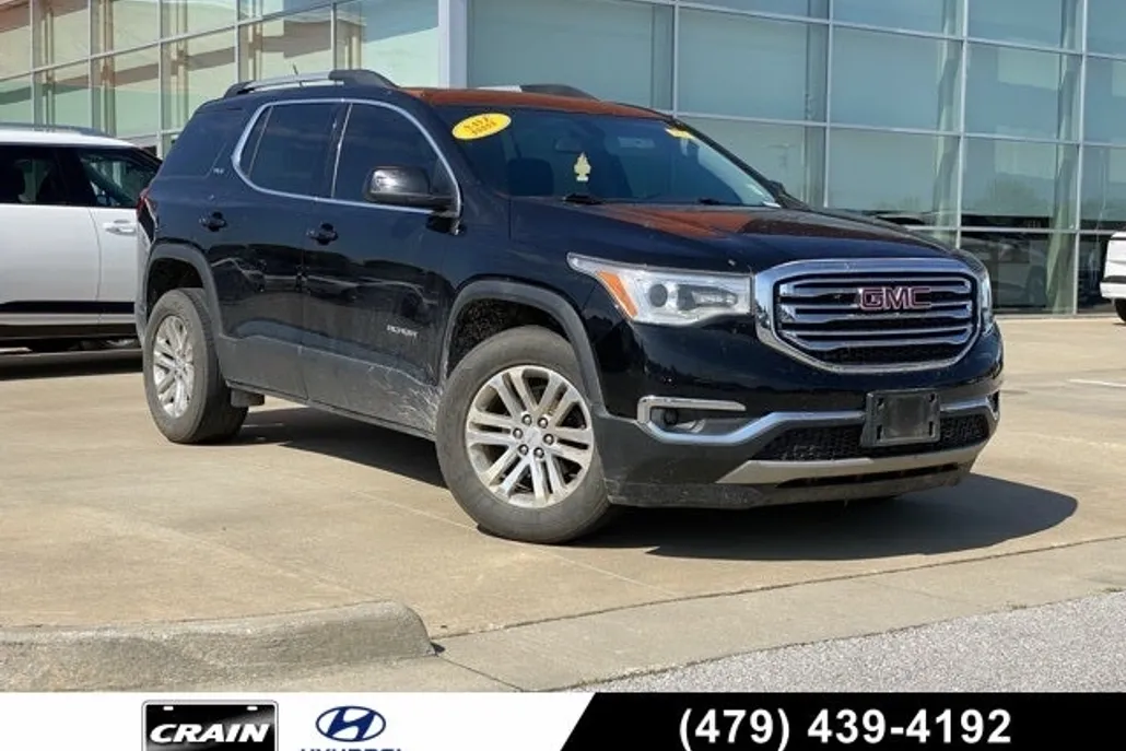2017 Gmc Acadia SLE photo 1