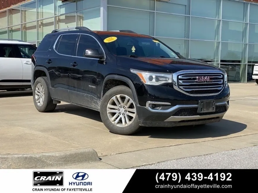 2017 Gmc Acadia SLE photo 1