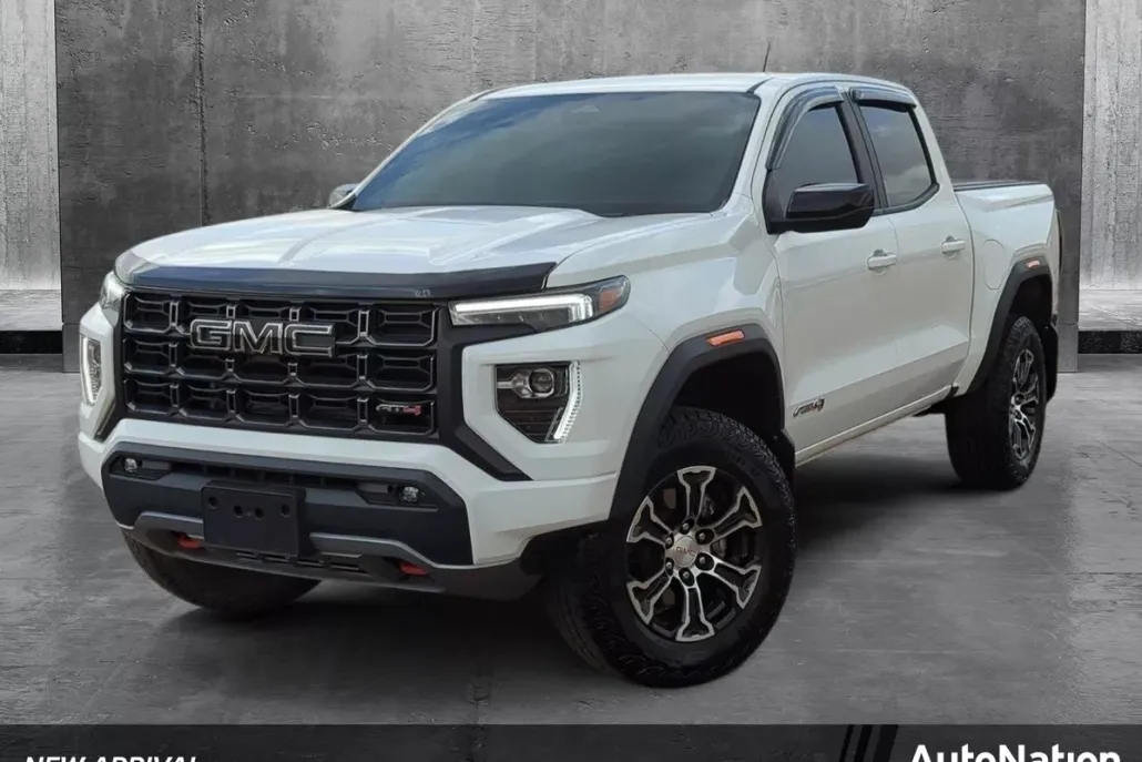 2023 Gmc Canyon AT4 photo 1