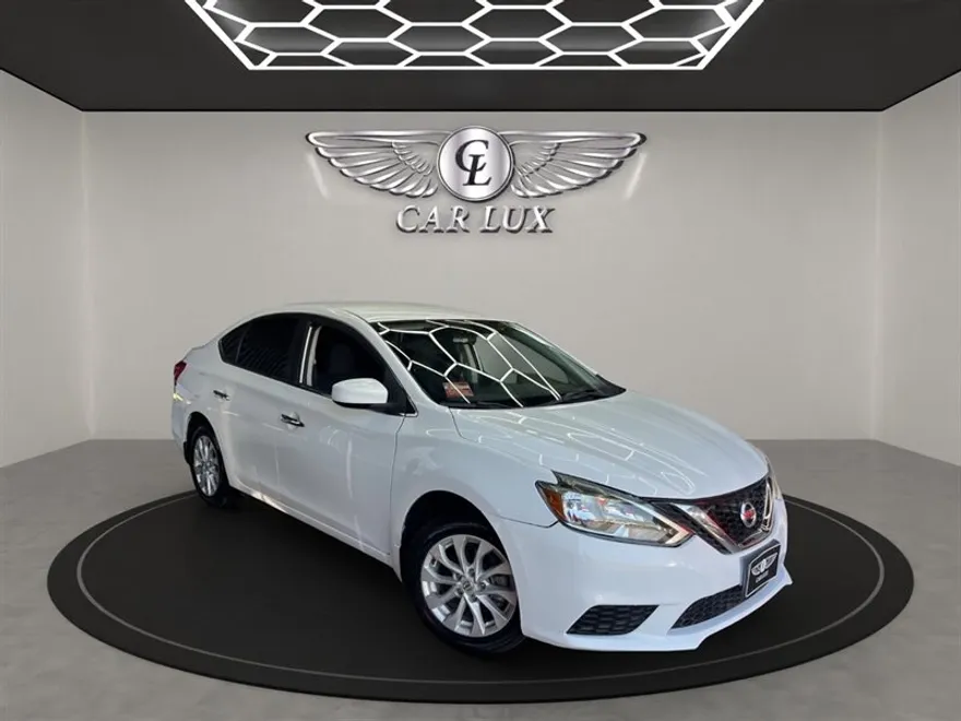 2018 Nissan Sentra SV photo 1