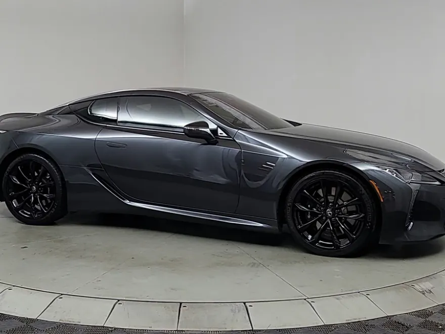 2019 Lexus LC 500 photo 1