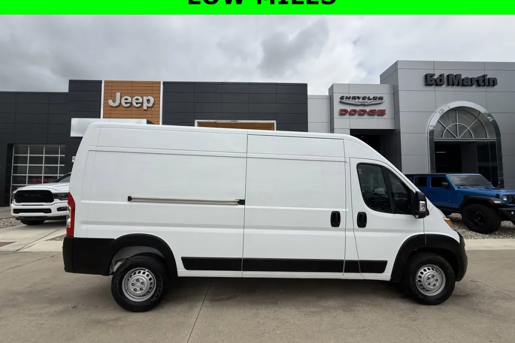 2025 Ram ProMaster 2500 photo 1