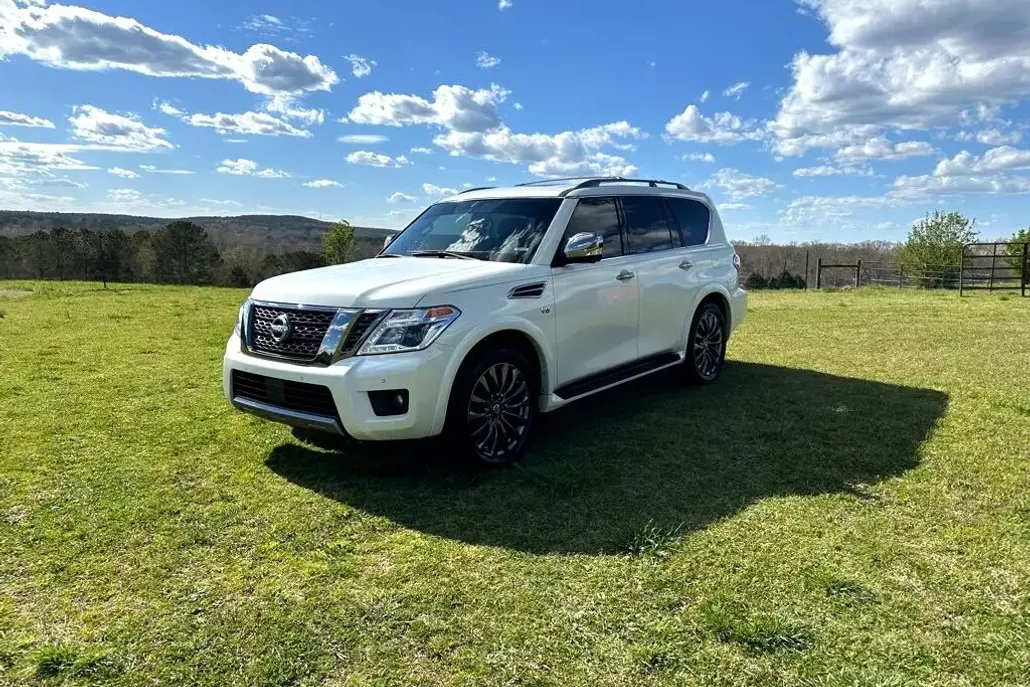 2020 Nissan Armada Platinum photo 1