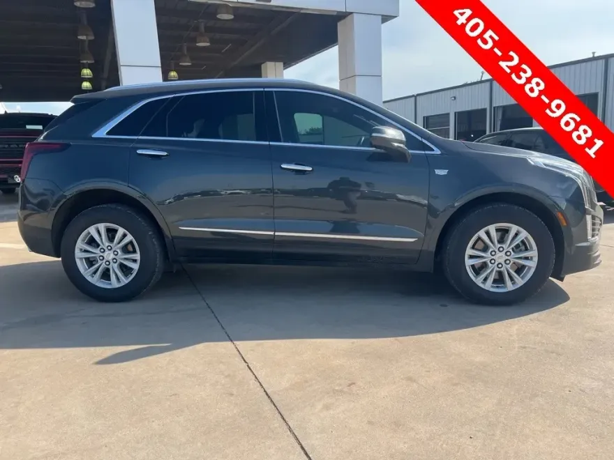 2022 Cadillac XT5 Luxury photo 1