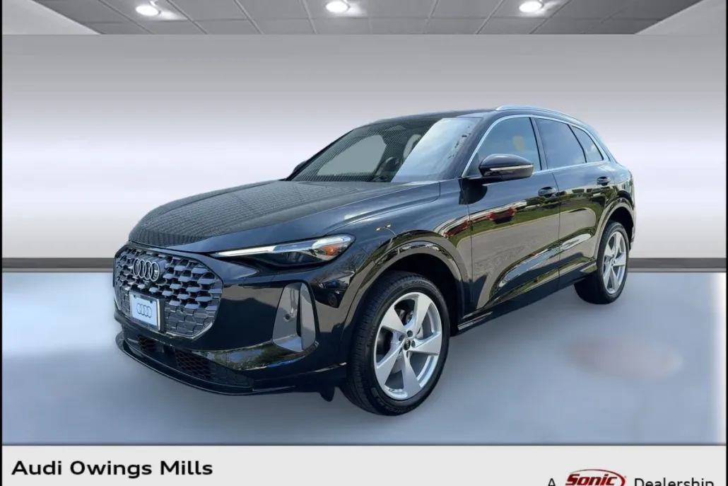 2025 Audi Q5 2.0T Premium Plus photo 1