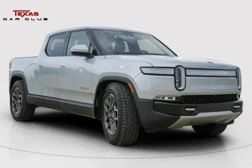 2022 Rivian R1T Adventure photo 1