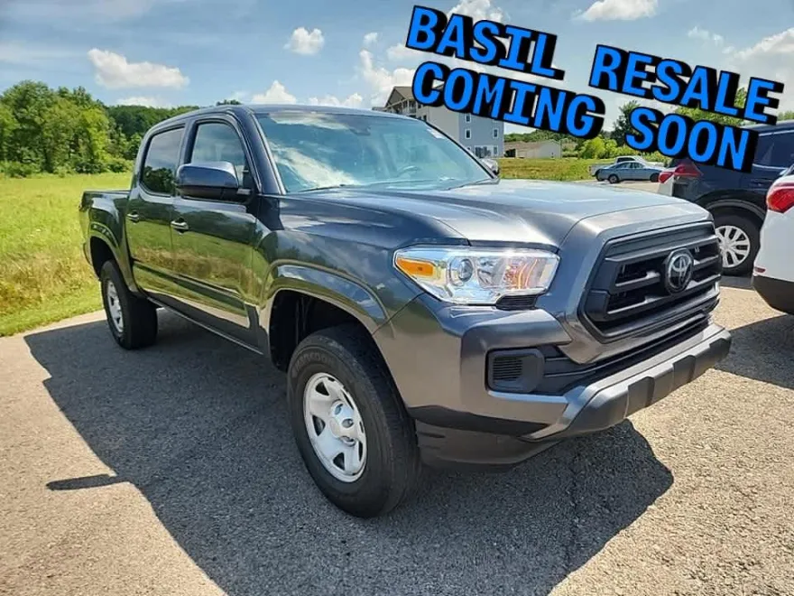 2022 Toyota Tacoma SR Double Cab V6 photo 1