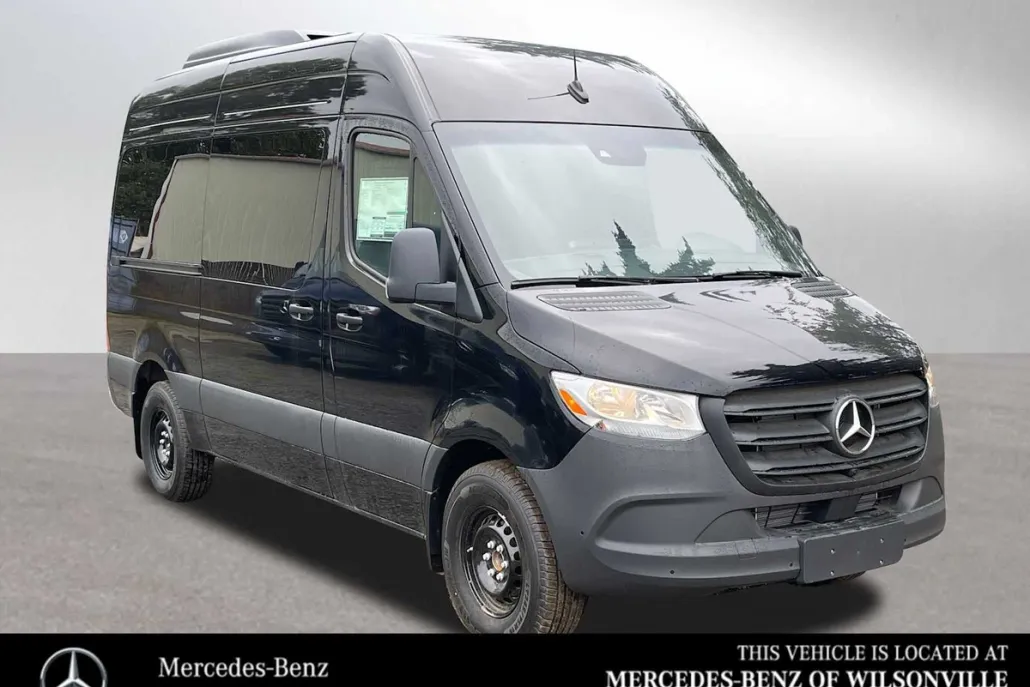 2024 Mercedes Benz Sprinter 2500 Standard Roof photo 1