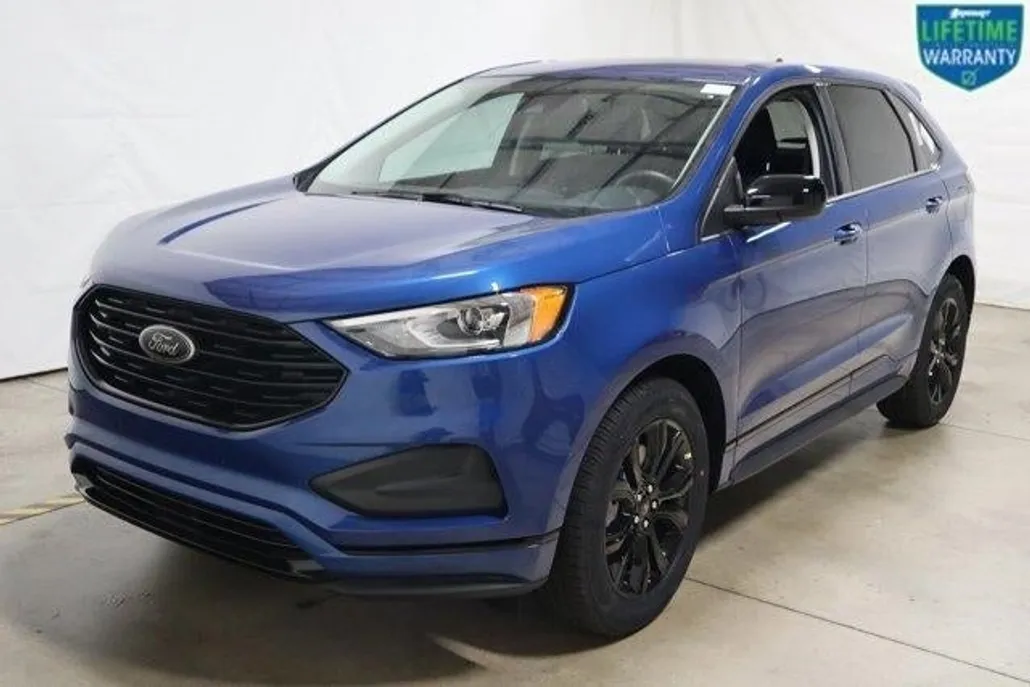2024 Ford Edge SE photo 1