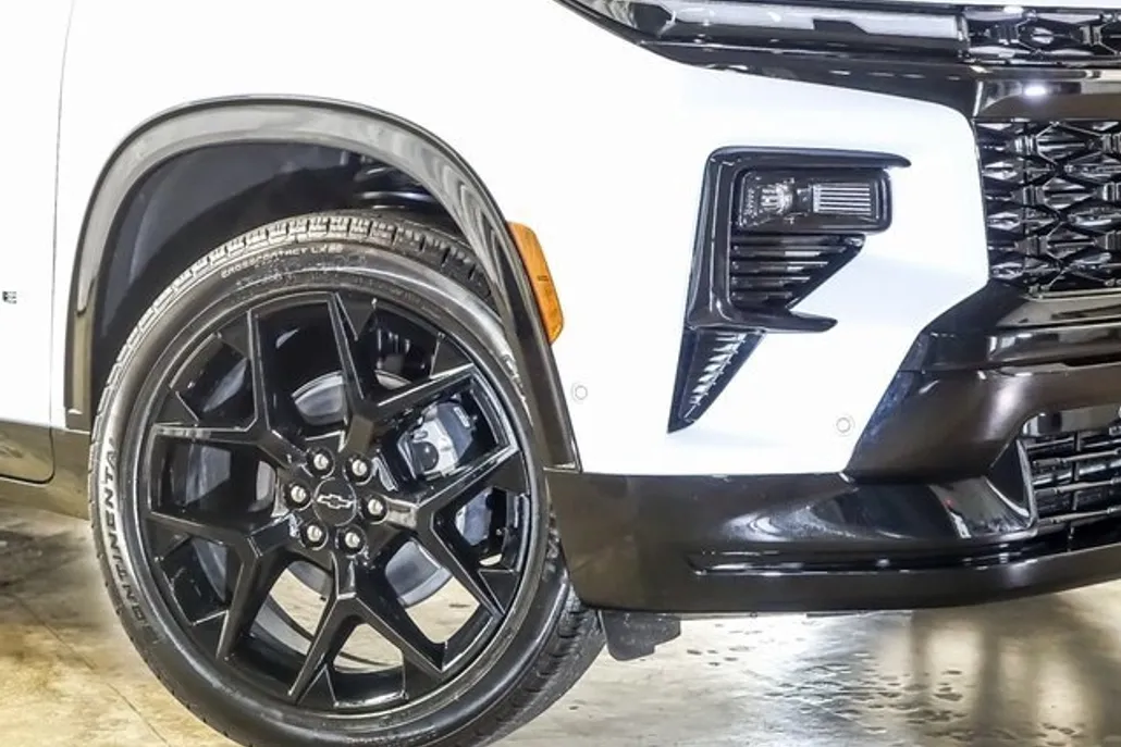 2026 Chevrolet Traverse RS photo 1