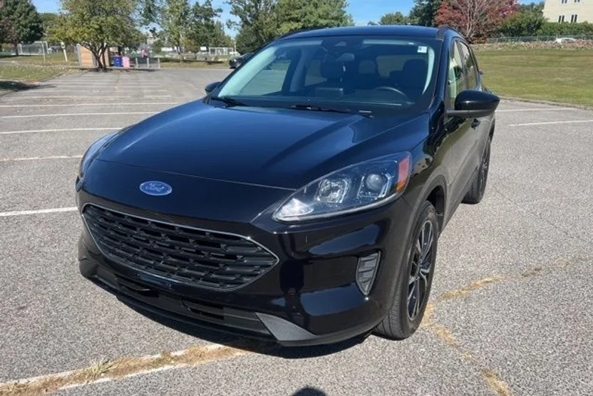 2022 Ford Escape SE photo 1