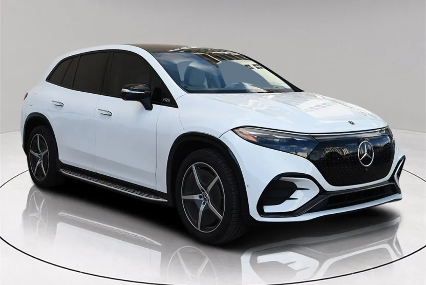 2024 Mercedes Benz EQS SUV 450 photo 1