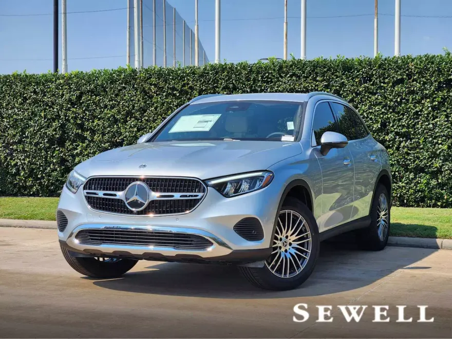2026 Mercedes Benz GLC 300 photo 1