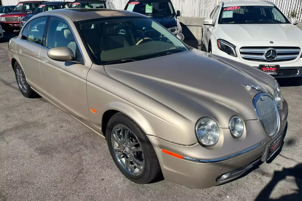 2005 Jaguar S-Type photo 1