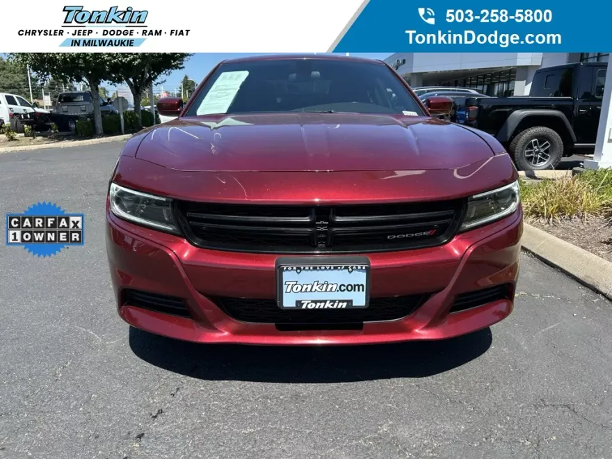 2022 Dodge Charger SXT photo 1