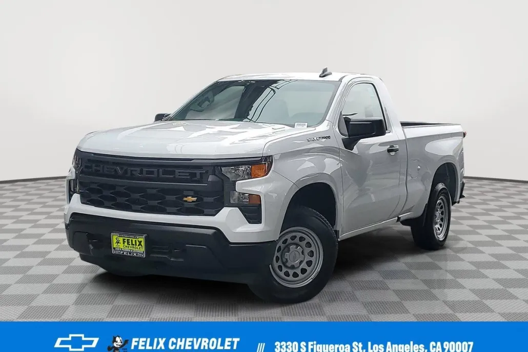 2026 Chevrolet Silverado 1500 photo 1