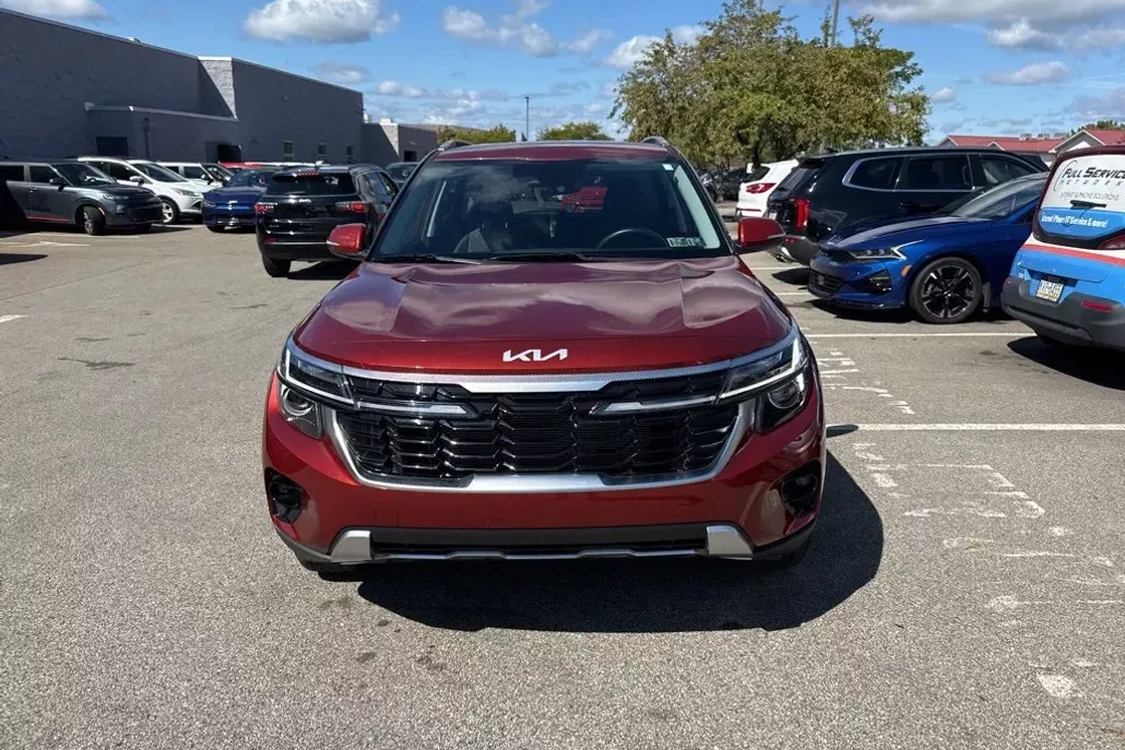2024 Kia Seltos S X-Line photo 1
